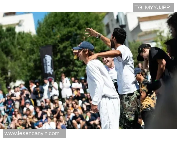 极限运动嘉年华聚焦杭州街舞队的拼搏历程与梦想追逐